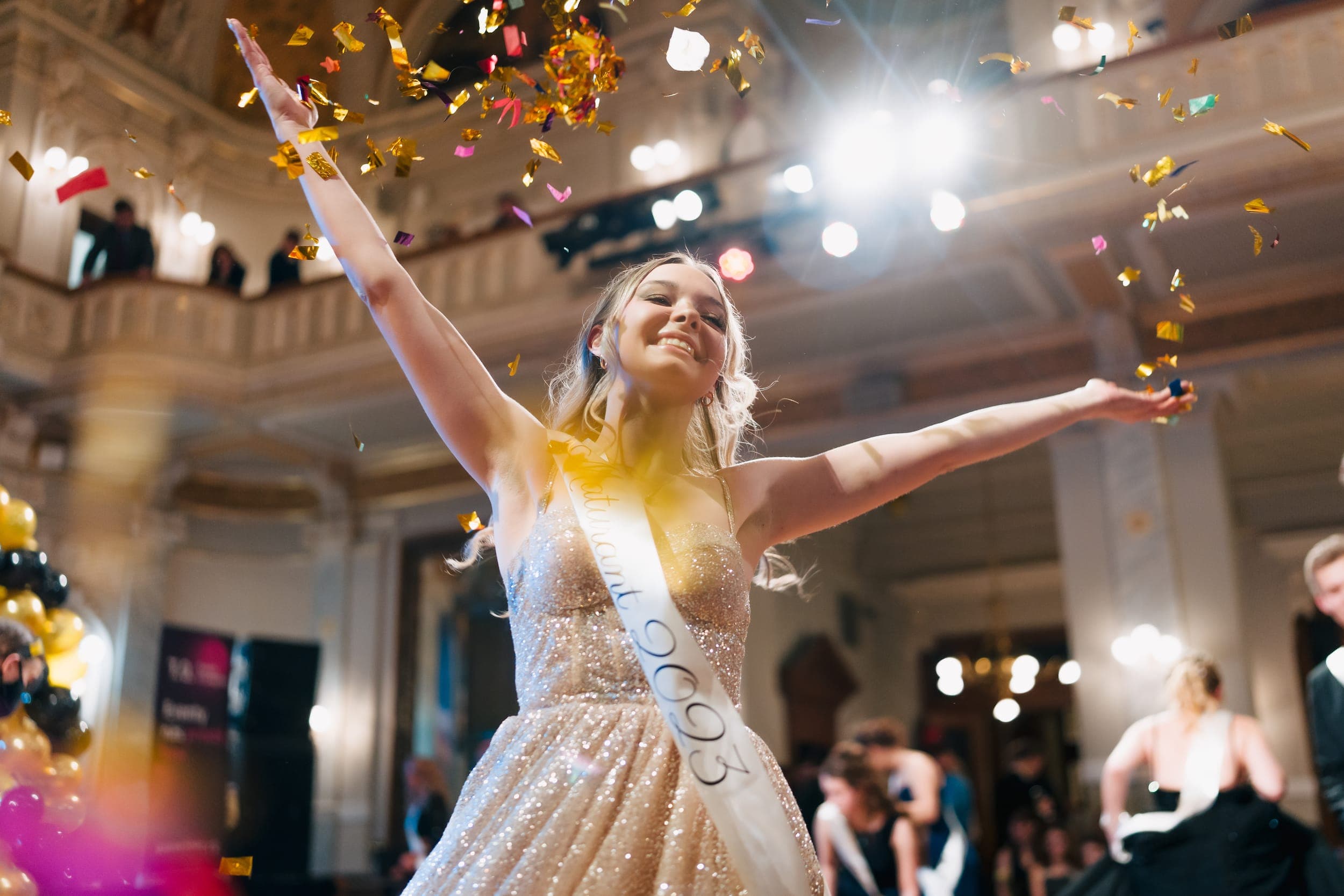 Reprezentační a maturitní plesy